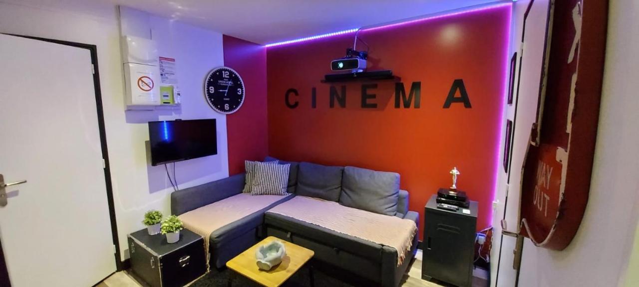 Appartement Cinema Video-Projecteur Et Garage Онфлёр Экстерьер фото